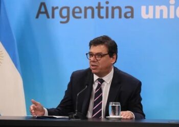 El Gobierno prorroga la prohibición de despidos y la doble indemnización