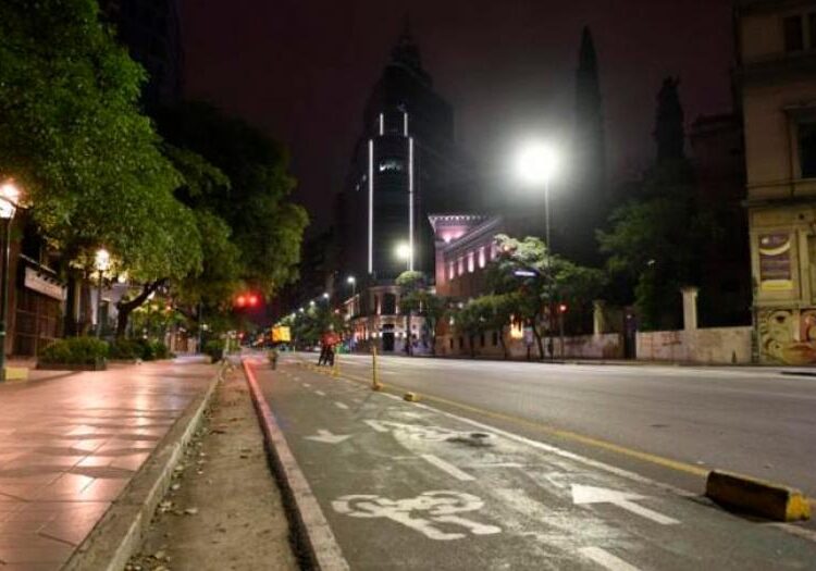 Pandemia. Restringirán la circulación nocturna en todo el país