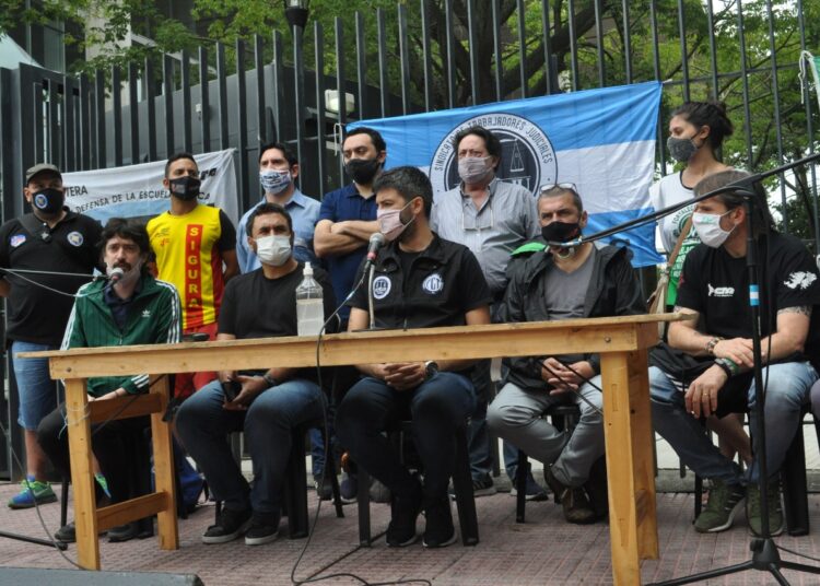 Beto Pianelli: “Esperamos la vacunación para normalizar nuestras vidas”