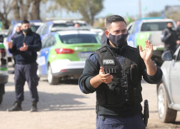 Protestas de policías bonaerenses. “Es evidente que hay un interés político”