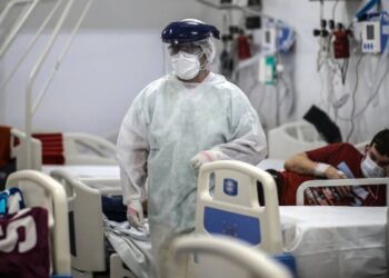 Leonel Tesler, médico sanitarista: “Ya estamos en la segunda ola”