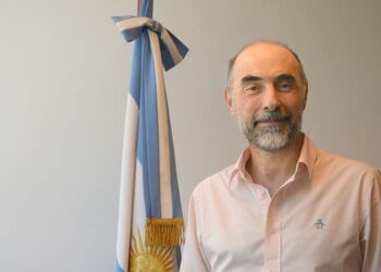 Jorge Aliaga: “Vacunar a mayores de 70 años baja a menos de la mitad los fallecimientos”