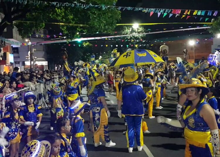 Carnavaleramente vivos, un documental sobre la murga en tiempos de pandemia