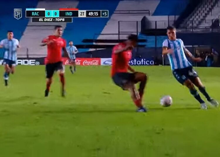 Javier Castrilli: “Maggi se lo llevó por delante a Barreto. No fue penal”