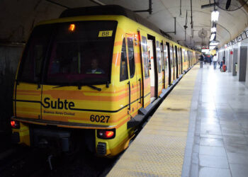 Subte. Ante la muerte de un trabajador por cáncer, exigen retirar las formaciones con asbesto