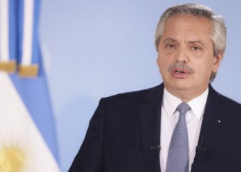 Alberto Fernández: “Es el peor momento de la pandemia”. Cuarentena en zonas críticas por nueve días