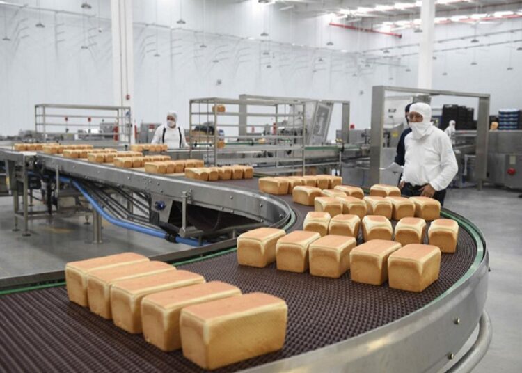 Denuncian el despido de 300 trabajadores de Bimbo