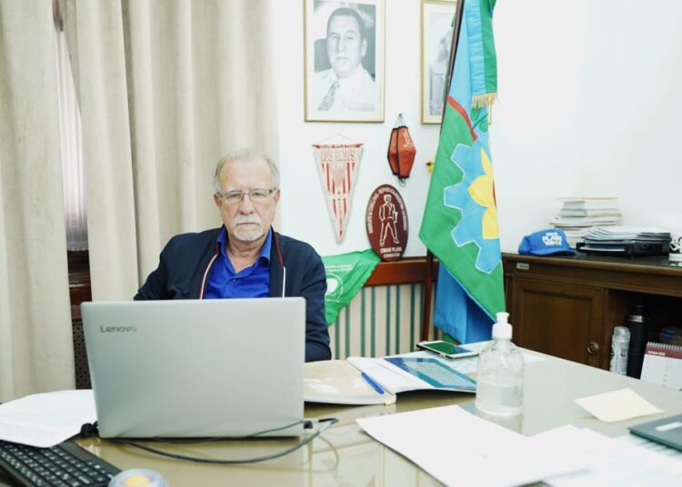 Netflix, la hechicera y el país destrozado