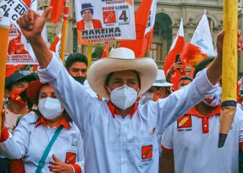 Perú: Por una diferencia ajustada, Pedro Castillo se impone sobre Keiko Fujimori