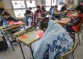 Frío en las aulas porteñas. Denuncian que no hay condiciones para la presencialidad