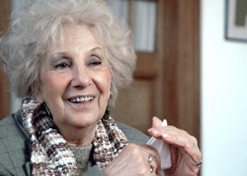 Estela de Carlotto: “El mundo entero nos reconoce por no rendirnos”