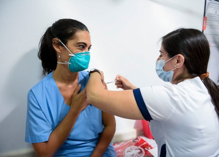 Coronavirus. Campaña de vacunación, nuevas variantes y terceras dosis