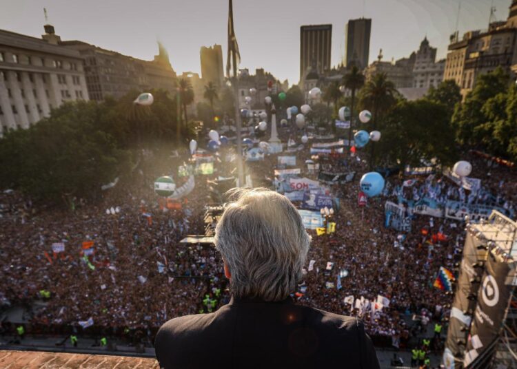 Panorama sindical. Promesas