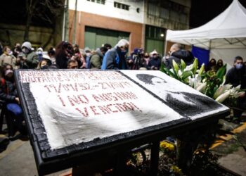 Roberto Berrozpe. Recuperar la memoria de nuestros héroes y patriotas