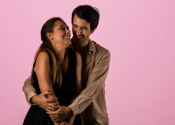 Huellas de Elisa: romances que encienden la pasión