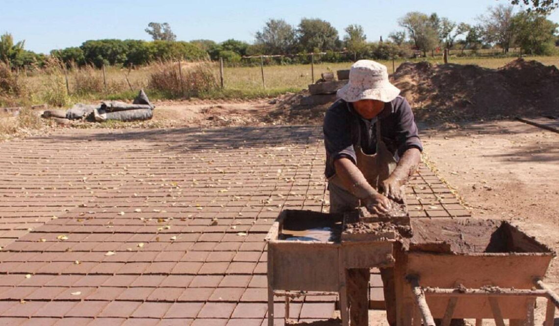 Día del Ladrillero: por qué se conmemora y hacia dónde va el sector