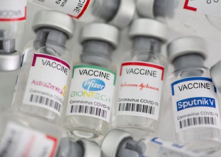 Matías Gallastegui: “La combinación de vacunas es segura y puede incrementar la inmunidad”