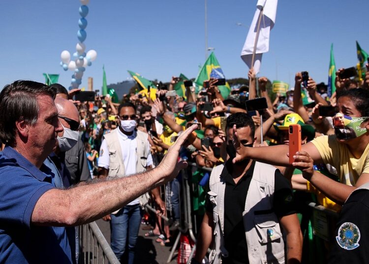 ¿Qué hay detrás de la embestida de Bolsonaro contra el Poder Judicial?