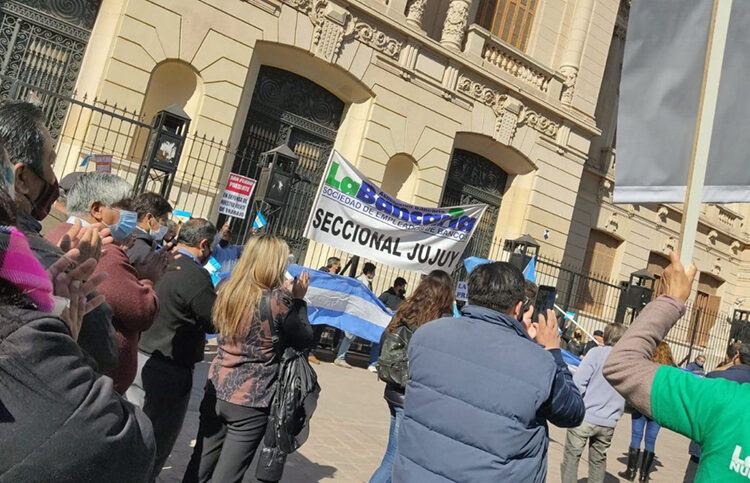 Jujuy. Bancarios lanzaron un paro por el cierre del Banco de Desarrollo