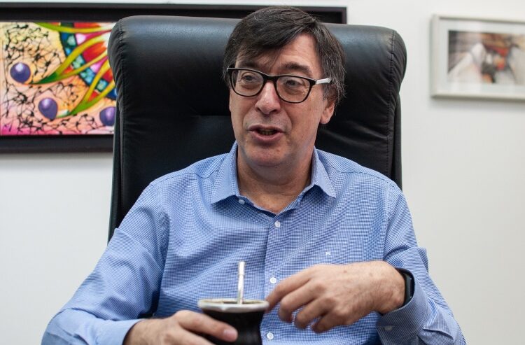 Jorge Calzoni: “No se resuelve el problema ambiental sin solucionar el tema social”