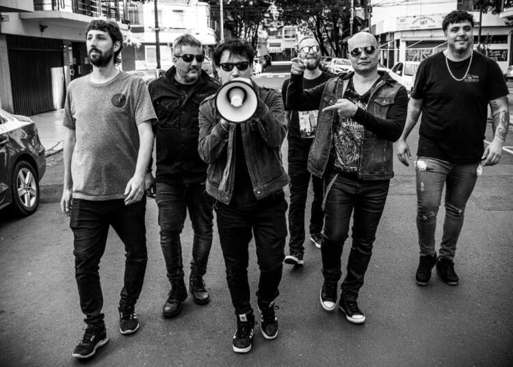 Eduardo Gervasio, Pezones Cardozo: “Ahora el rock es más treinta”