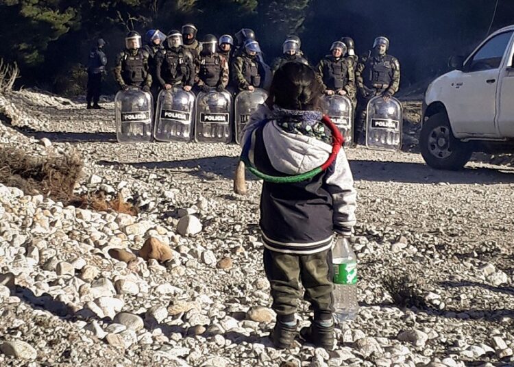 ¿Qué intereses se esconden detrás del asesinato del joven mapuche en Río Negro?