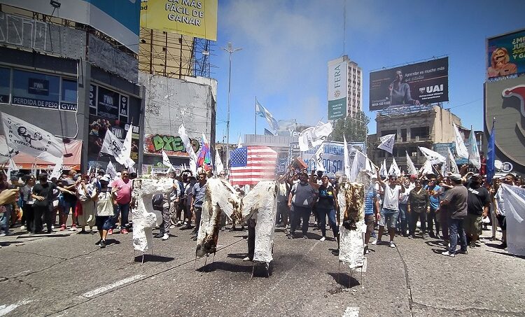 Panorama sindical. Despabílense