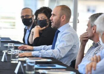 Deuda y FMI. Reunión entre Guzmán, empresarios y referentes de la CGT