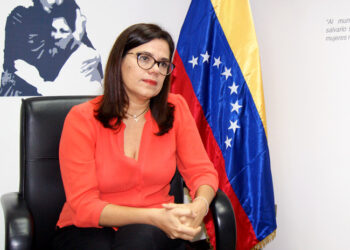 Blanca Eekhout. Invasión militar, Venezuela, Argentina y el camino parlamentario