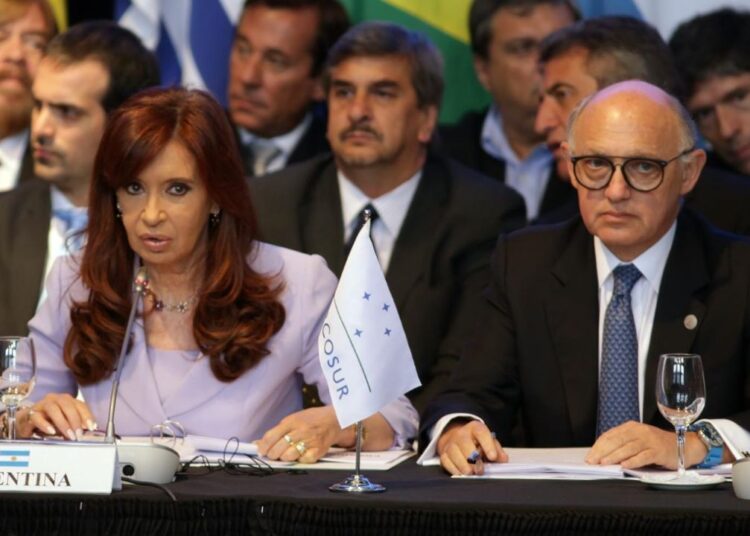 Cristina Kirchner. Ucrania, Malvinas y el derecho internacional