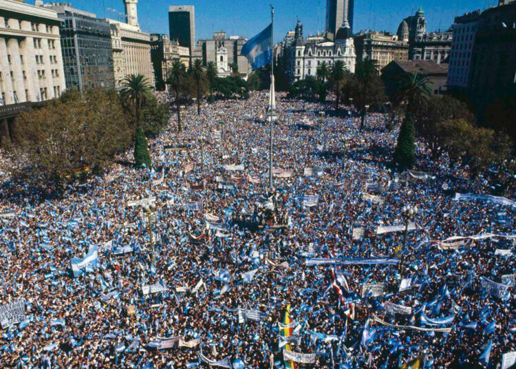 Malvinas: las voces de la Plaza