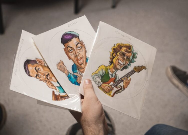 Llegó el álbum de figuritas de la música nacional