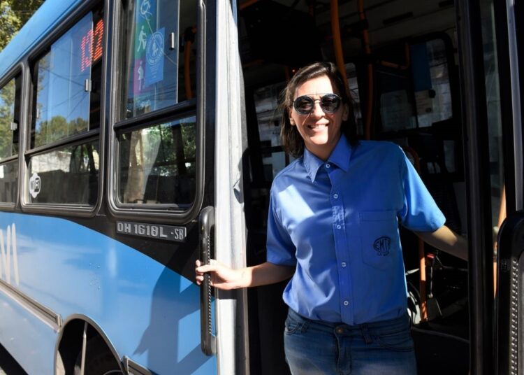 Natalia Munafo, chofera de colectivo: “Me siento una heroína”