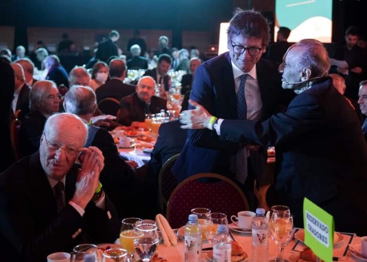 La batalla en cuestión. Soberanía del pueblo o de las corporaciones