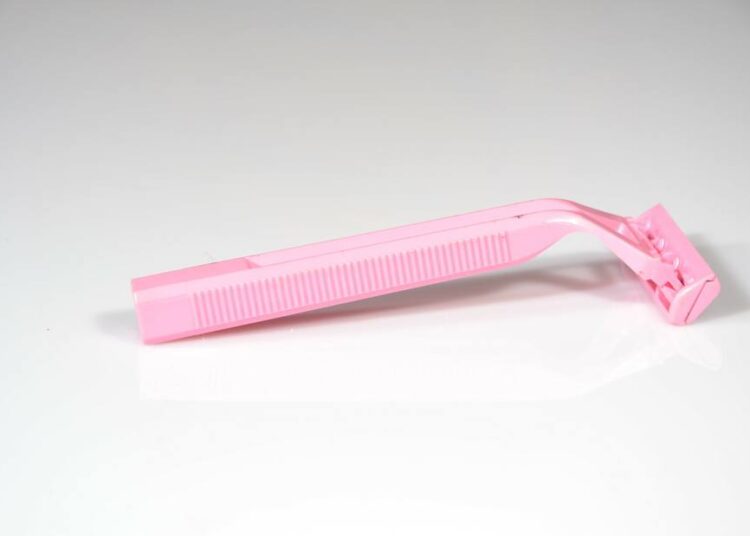 Impulsan proyecto para eliminar el “impuesto rosa”