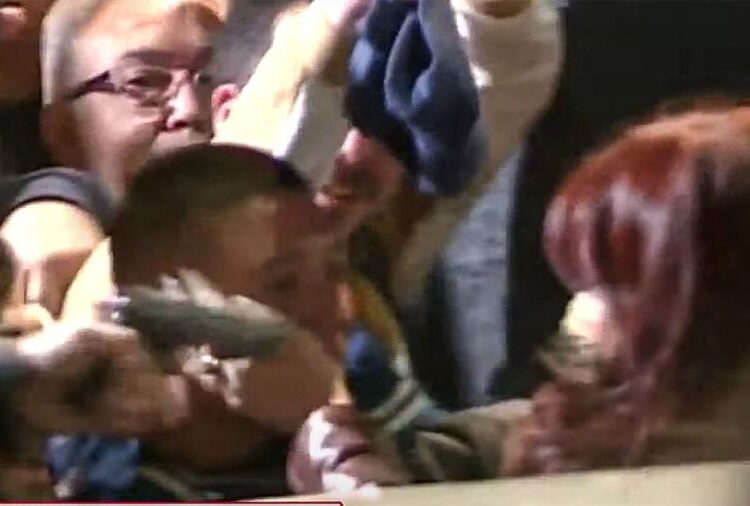 Gravísimo. Atentaron contra la vida de Cristina Kirchner