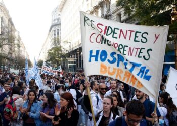 Continúa la lucha de residentes y concurrentes porteños por mejores condiciones laborales y salariales