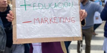 Paro docente y movilización contra el ajuste en educación