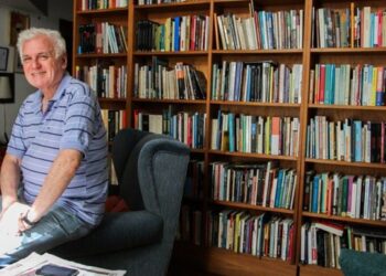 Carlos Ulanovsky: “Hoy está devaluada la verdad en la Argentina y en el periodismo”