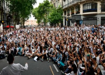 Conquista para la salud pública. Residentes y concurrentes porteños llegaron a un acuerdo salarial