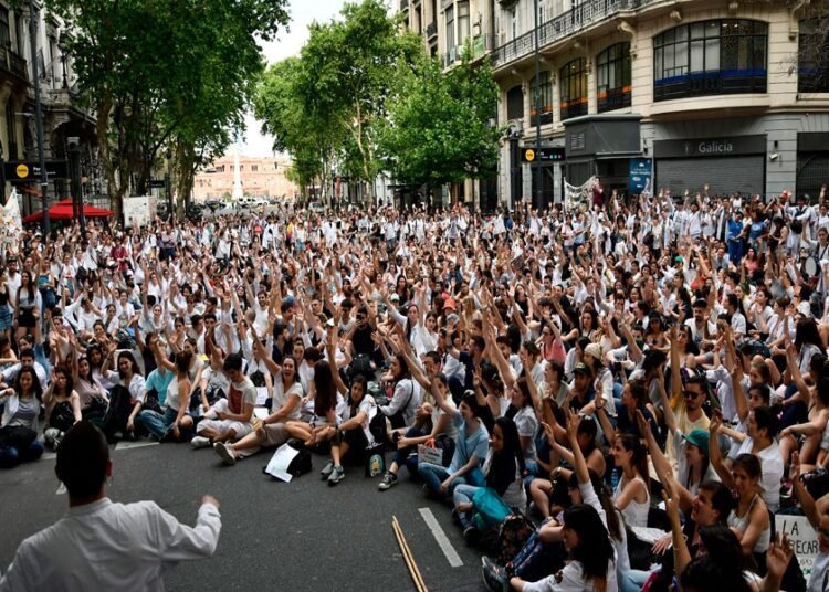 Conquista para la salud pública. Residentes y concurrentes porteños llegaron a un acuerdo salarial