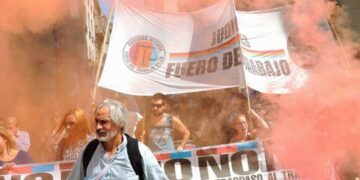 Impuesto al trabajo, un debate político