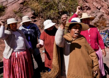 El Perú profundo marcha hacia Lima para exigir Asamblea Constituyente