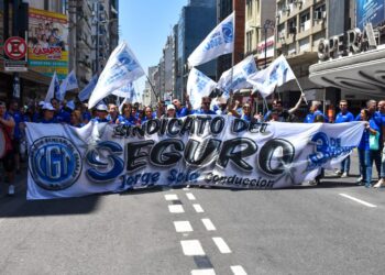 Sindicato del Seguro movilizó por los despidos en el Grupo Campici