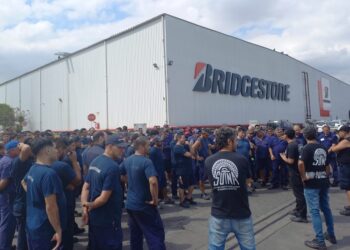 Bridgestone despide trabajadores tras un informe del Ministerio de Trabajo que detectó deficiencias en las condiciones laborales