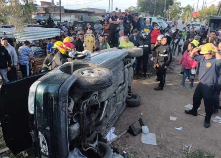 Denuncian atentado contra feria en Florencio Varela