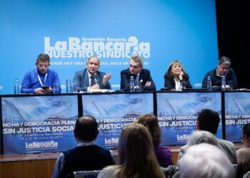 Sergio Palazzo en el Congreso Bancario: “Vamos a acompañar y militar a la fórmula de Unión por la Patria”
