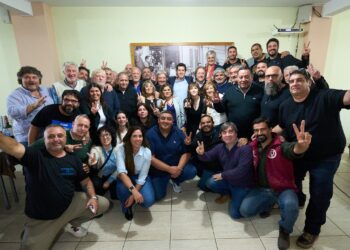 Wado de Pedro en modo candidato. Fue recibido por gremios de la Corriente Federal y el Frente Sindical