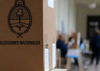 Ausentes con aviso: el silencioso movimiento ahí abajo
