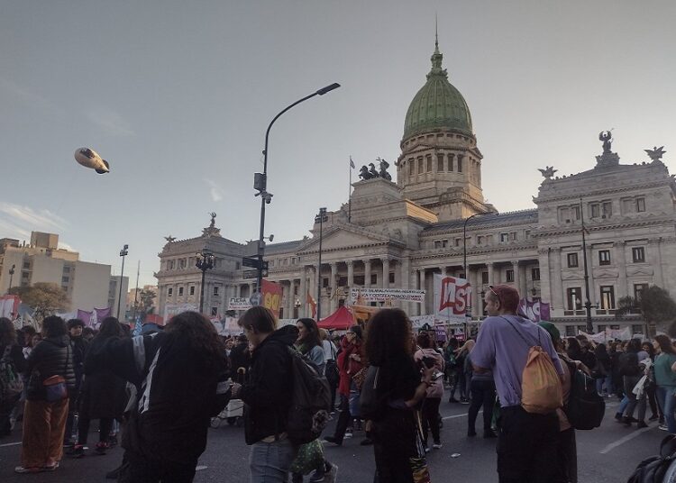 Feminismos marcharon contra las derechas, el ajuste y el FMI